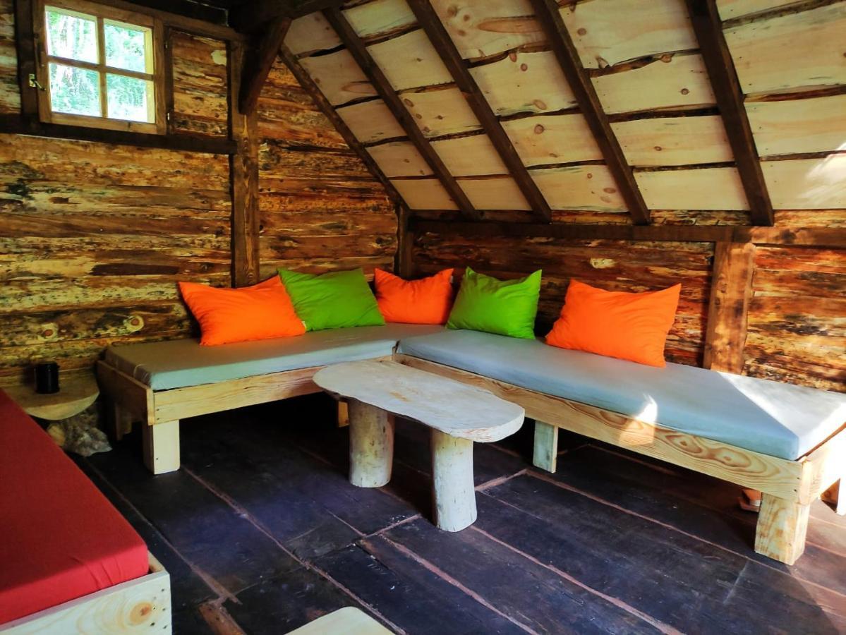 Kolibe - Robinson Camp Kupa Hotel Netretic Екстериор снимка