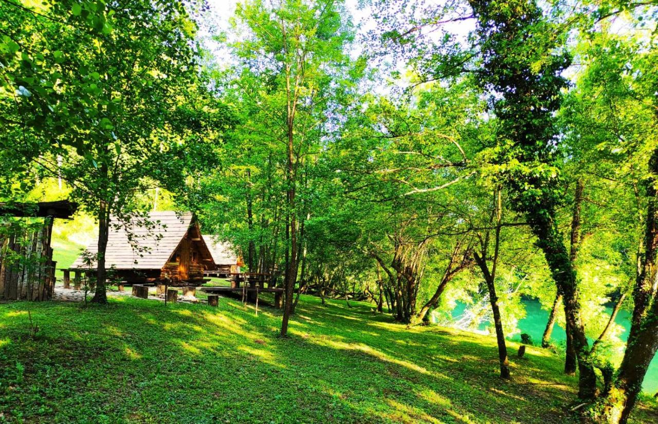Kolibe - Robinson Camp Kupa Hotel Netretic Екстериор снимка