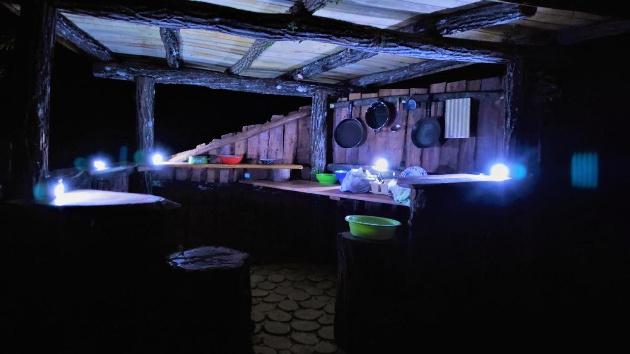 Kolibe - Robinson Camp Kupa Hotel Netretic Екстериор снимка