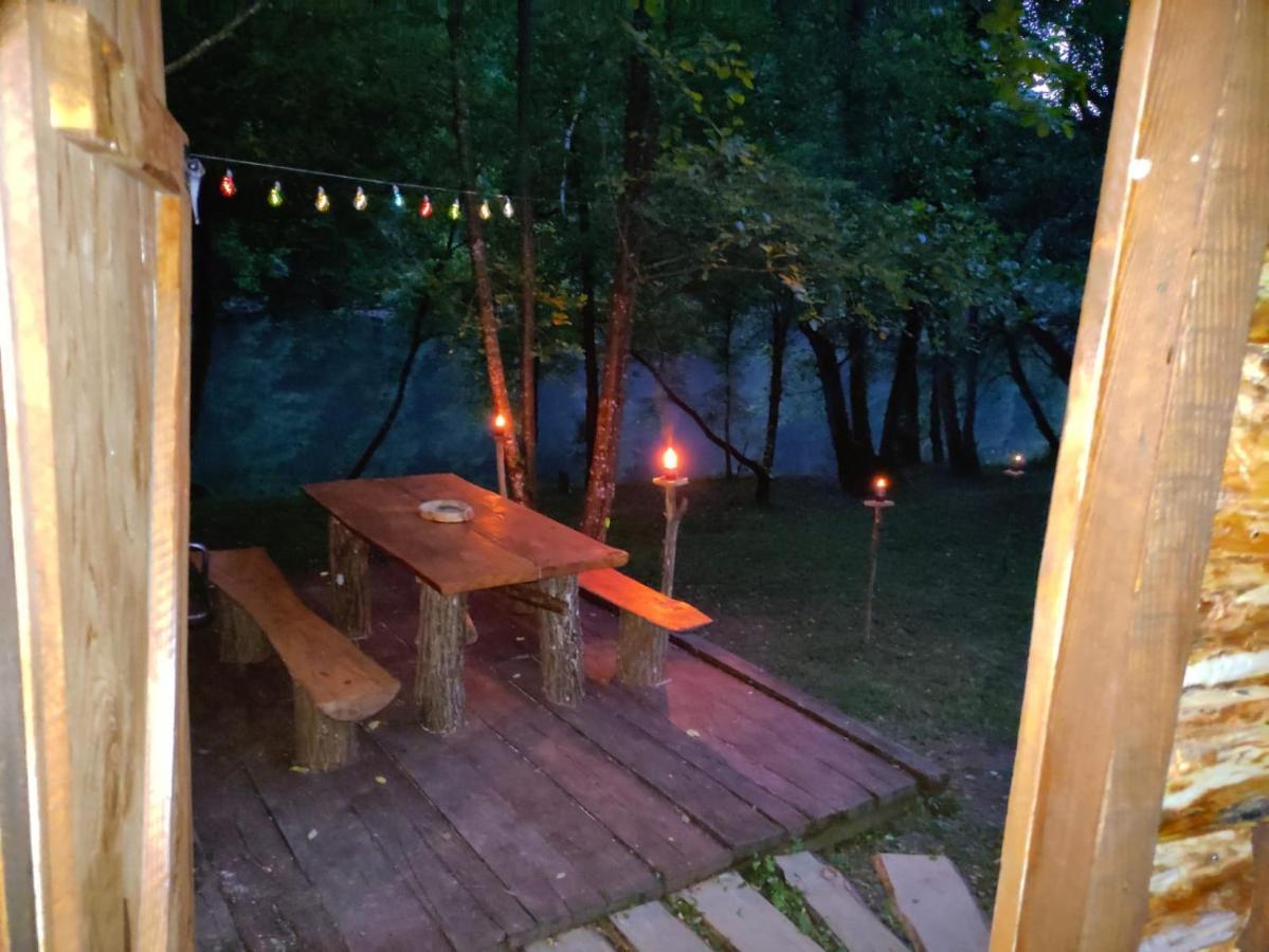 Kolibe - Robinson Camp Kupa Hotel Netretic Екстериор снимка