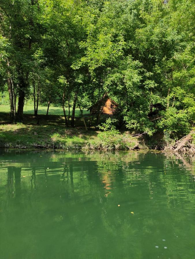 Kolibe - Robinson Camp Kupa Hotel Netretic Екстериор снимка